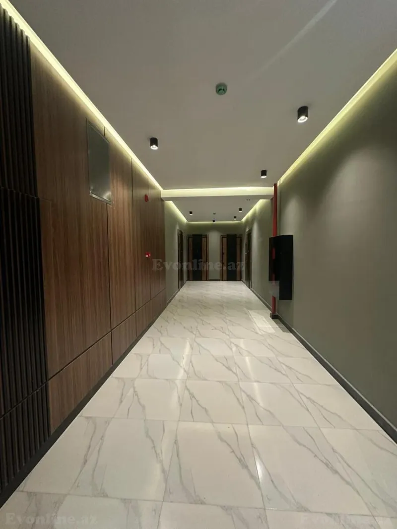 Kirayə verilir 3 otaqlı Mənzil Yeni tikili 140 m² Koroğlu m. - şəkil 13