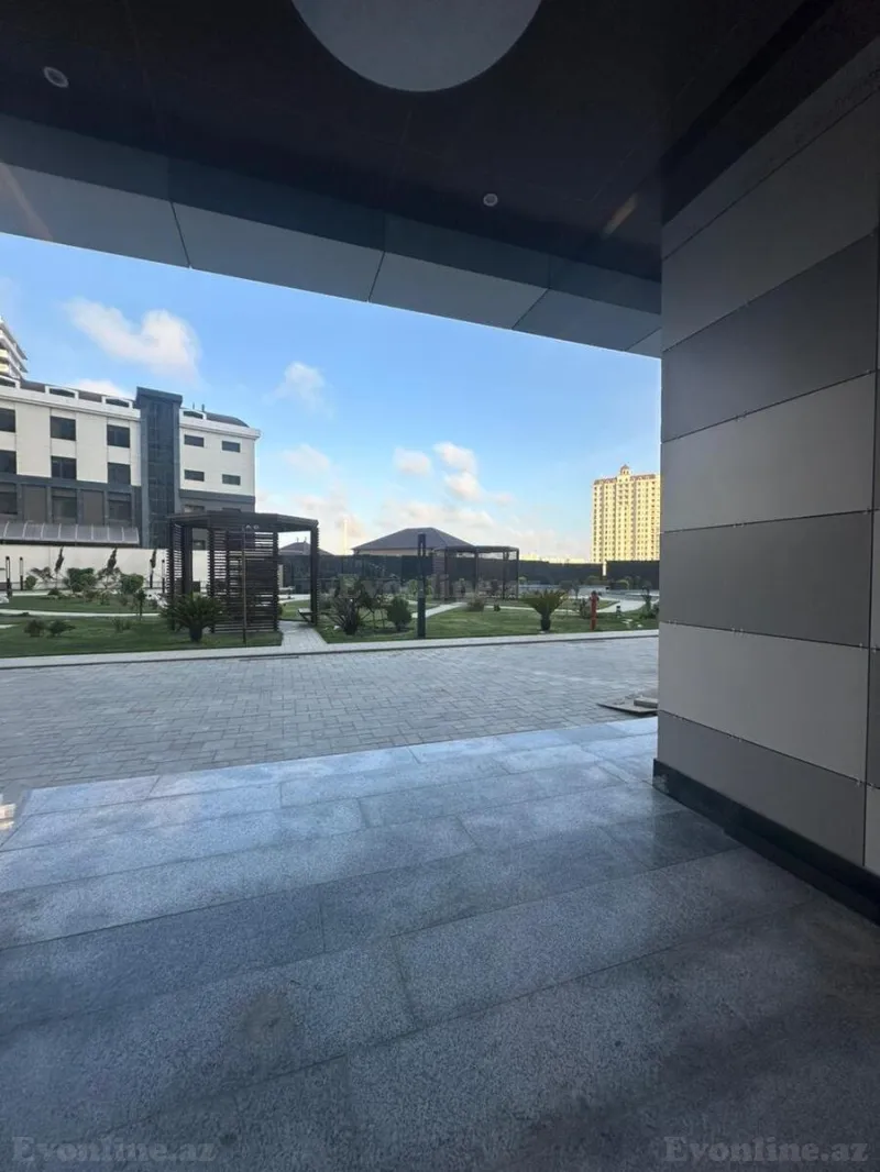 Kirayə verilir 3 otaqlı Mənzil Yeni tikili 140 m² Koroğlu m. - şəkil 16
