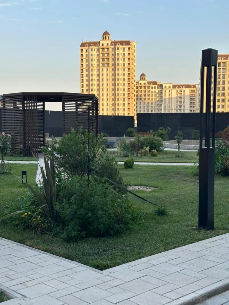 Kirayə verilir 3 otaqlı Mənzil Yeni tikili 140 m² Koroğlu m. - şəkil 18