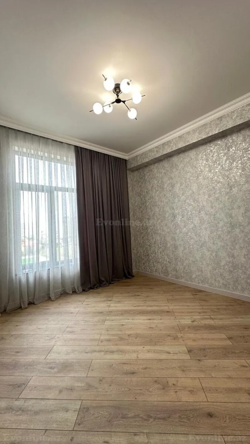 Satılır 2 otaqlı Mənzil Yeni tikili 75 m² Nizami m. - şəkil 3