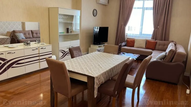 Satılır 4 otaqlı Mənzil Yeni tikili 190 m² 28 May m. - şəkil 2