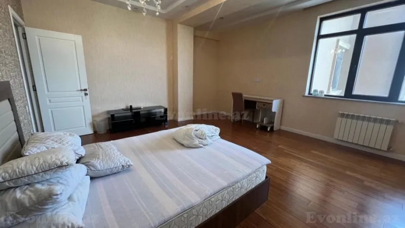 Satılır 4 otaqlı Mənzil Yeni tikili 190 m² 28 May m. - şəkil 15