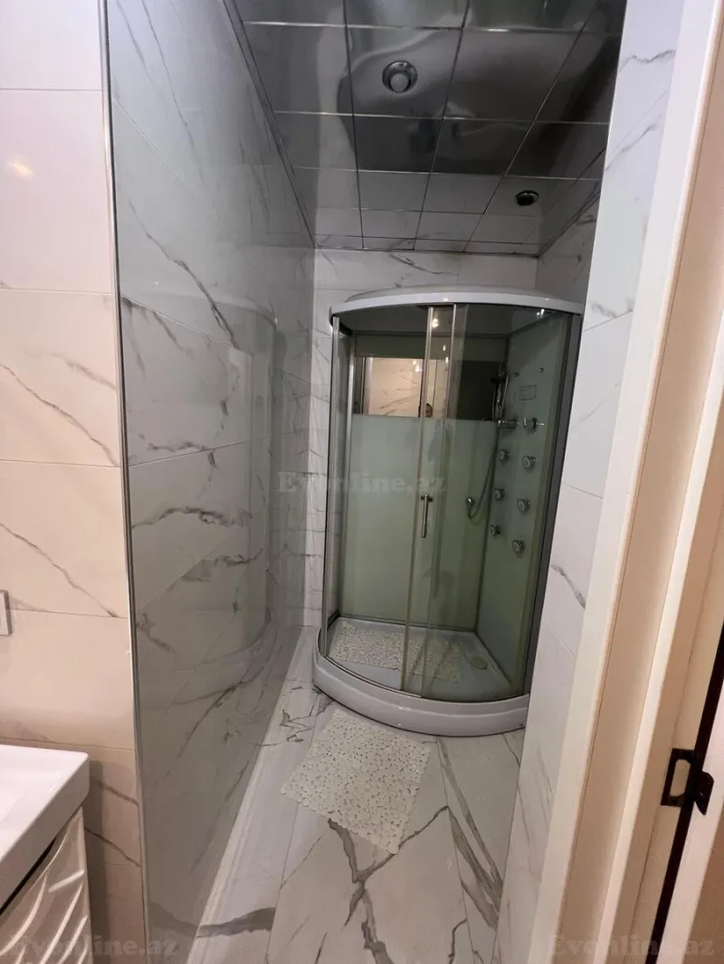 Satılır 4 otaqlı Mənzil Yeni tikili 190 m² 28 May m. - şəkil 17