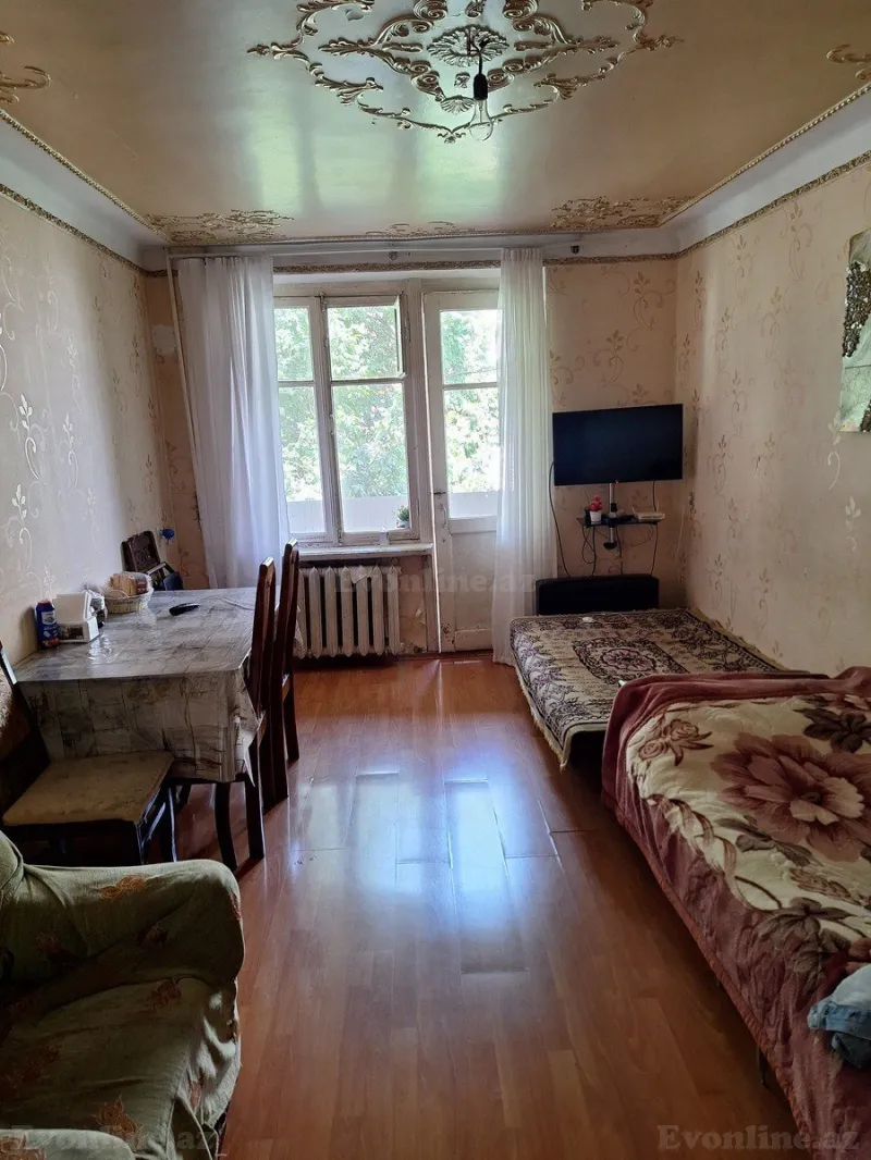 Satılır 2 otaqlı Mənzil Köhnə tikili 55 m² Binəqədi r.