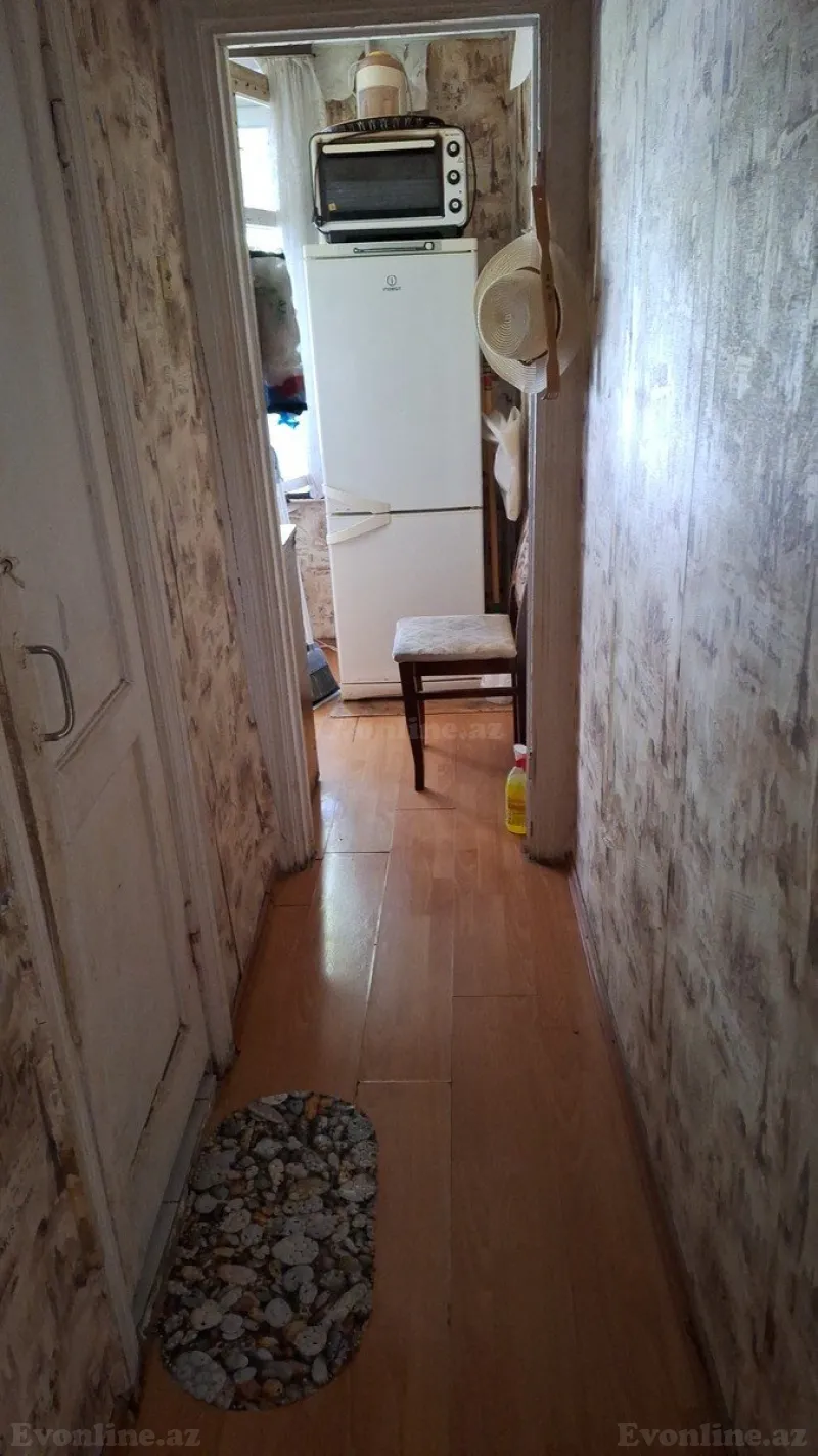 Satılır 2 otaqlı Mənzil Köhnə tikili 55 m² Binəqədi r. - şəkil 3
