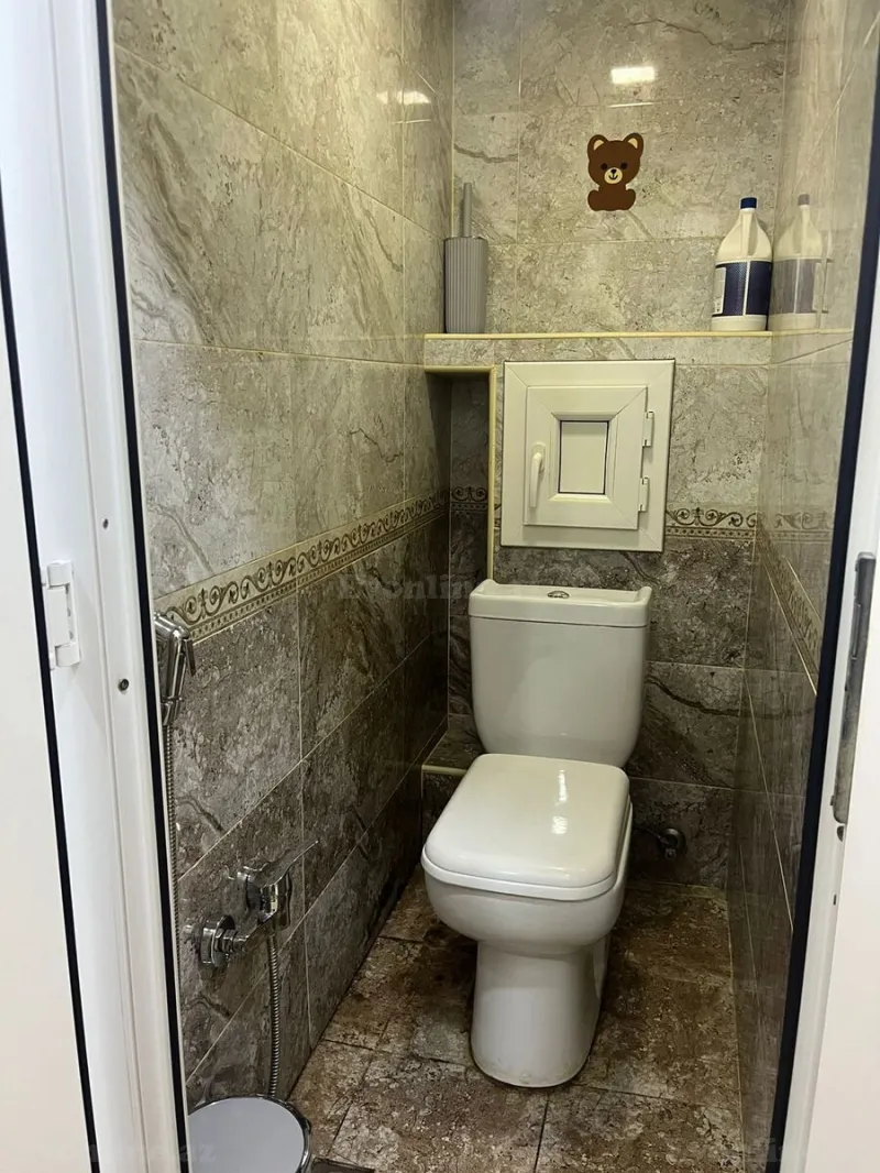Satılır 2 otaqlı Mənzil Köhnə tikili 65 m² Həzi Aslanov m. - şəkil 9