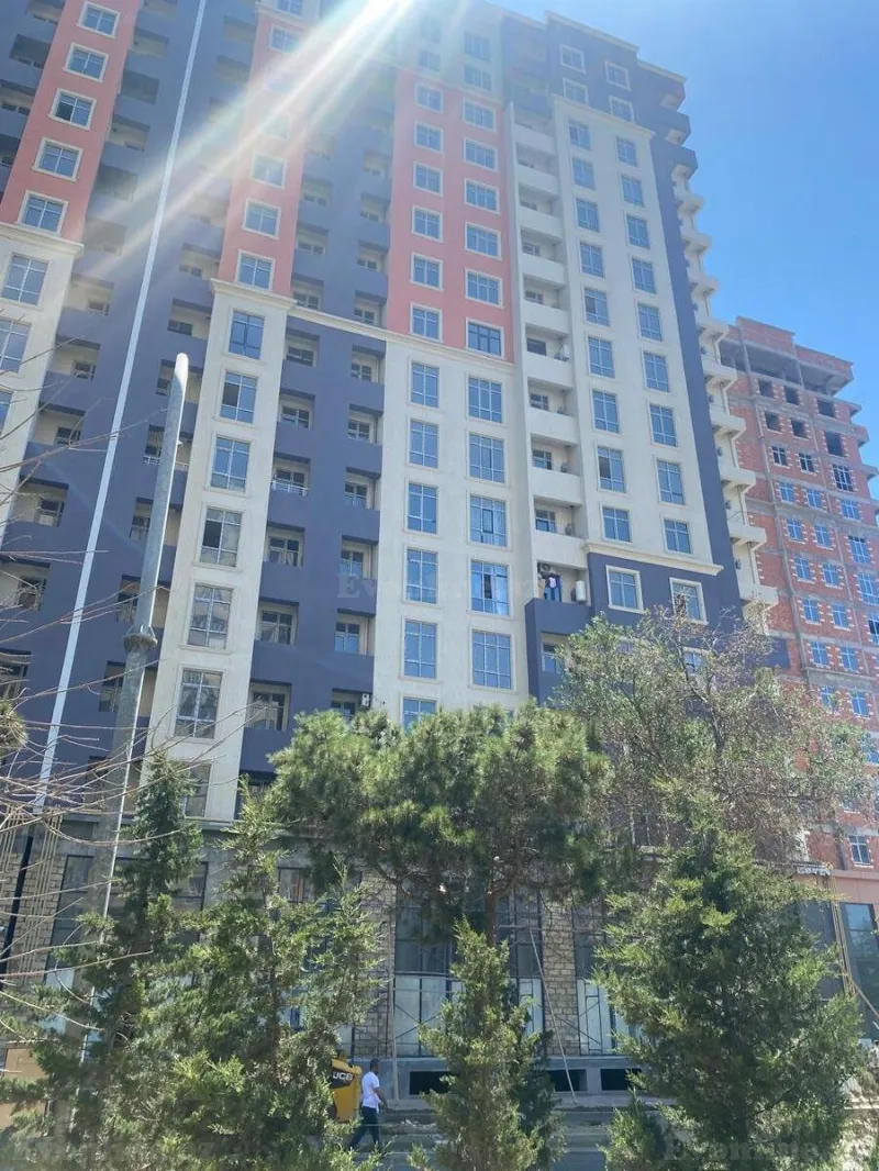 Satılır 2 otaqlı Mənzil Yeni tikili 50 m² Qara Qarayev m. - şəkil 2