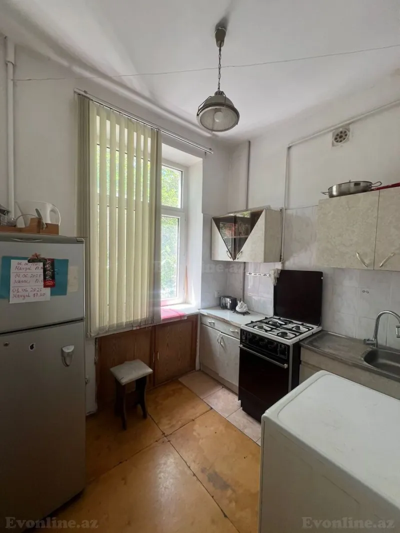 1 otaqlı Mənzil 40 m² Nizami m. Satılır