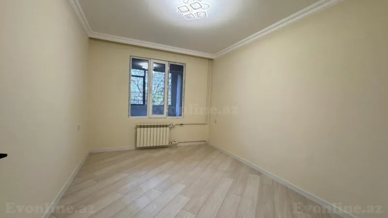 Satılır 4 otaqlı Mənzil Köhnə tikili 105 m² Xalqlar Dostluğu m. - şəkil 6