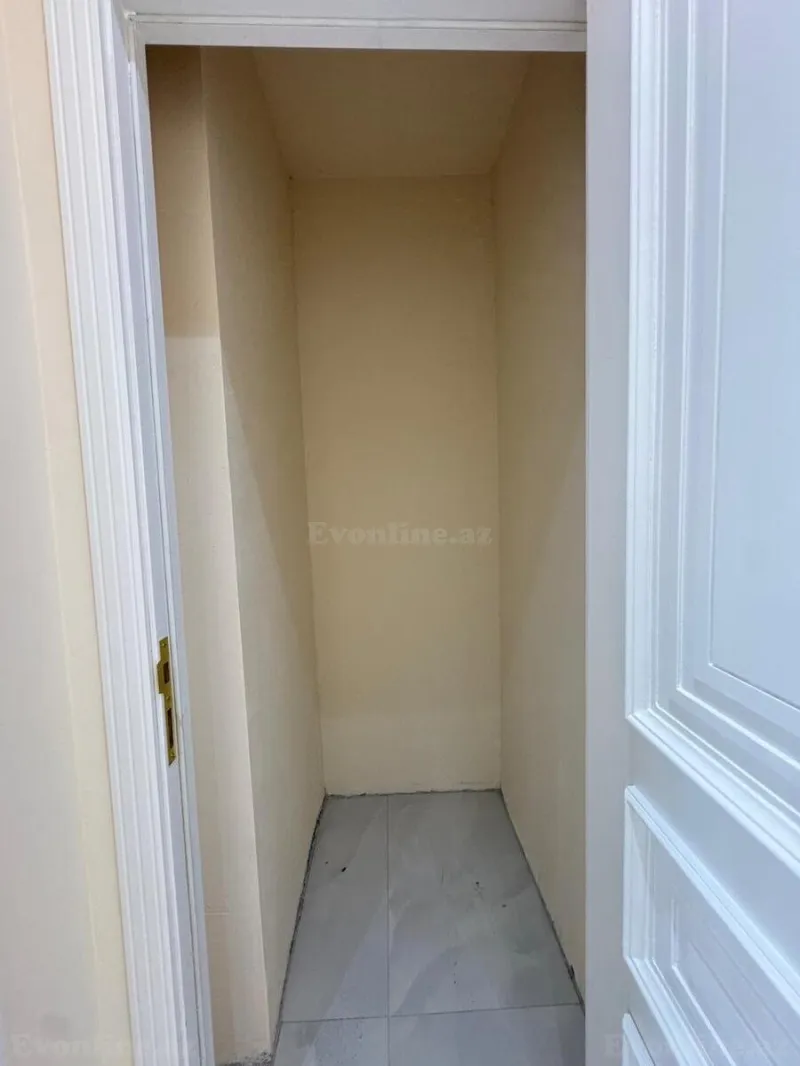 Satılır 4 otaqlı Mənzil Köhnə tikili 105 m² Xalqlar Dostluğu m. - şəkil 12
