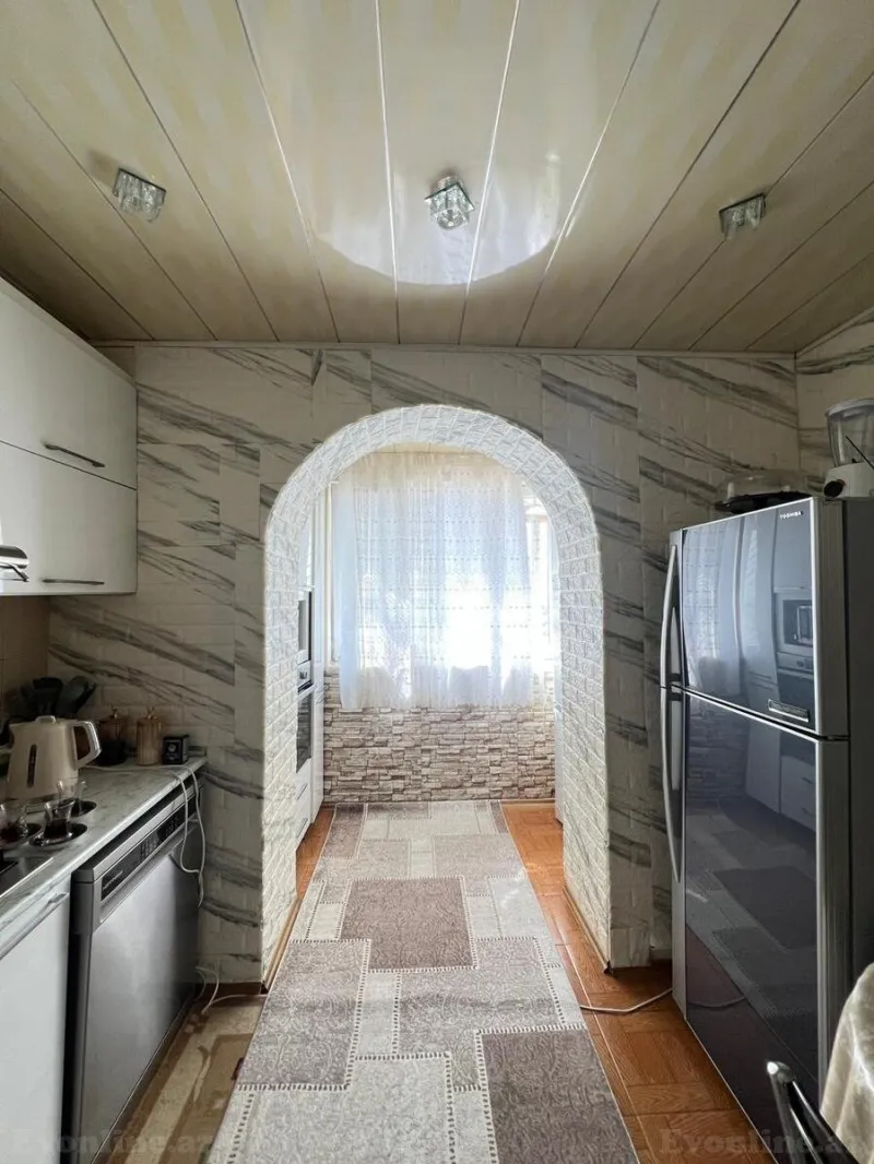 Satılır 5 otaqlı Mənzil Köhnə tikili 120 m² Suraxanı r. - şəkil 6