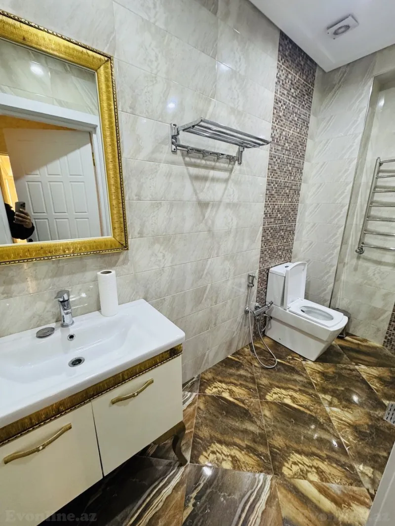 Kirayə verilir 3 otaqlı Mənzil Yeni tikili 140 m² Xətai m. - şəkil 15