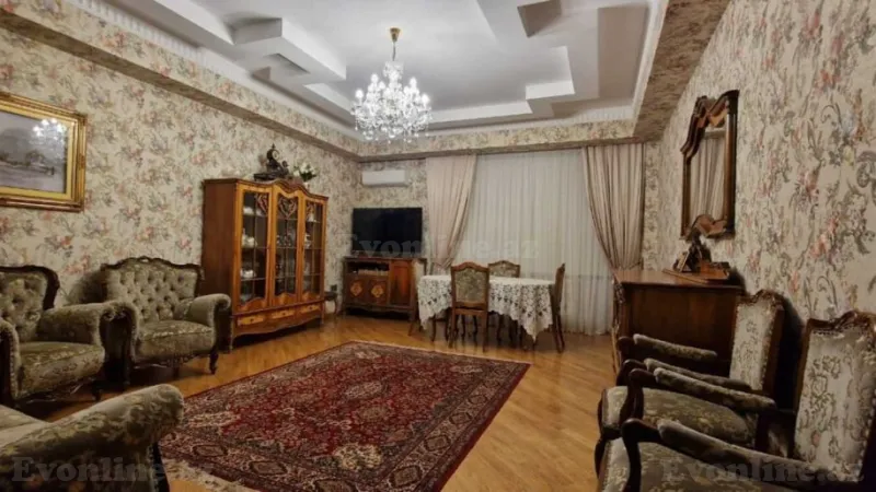 Satılır 3 otaqlı Mənzil Yeni tikili 109 m² 8 Noyabr m.