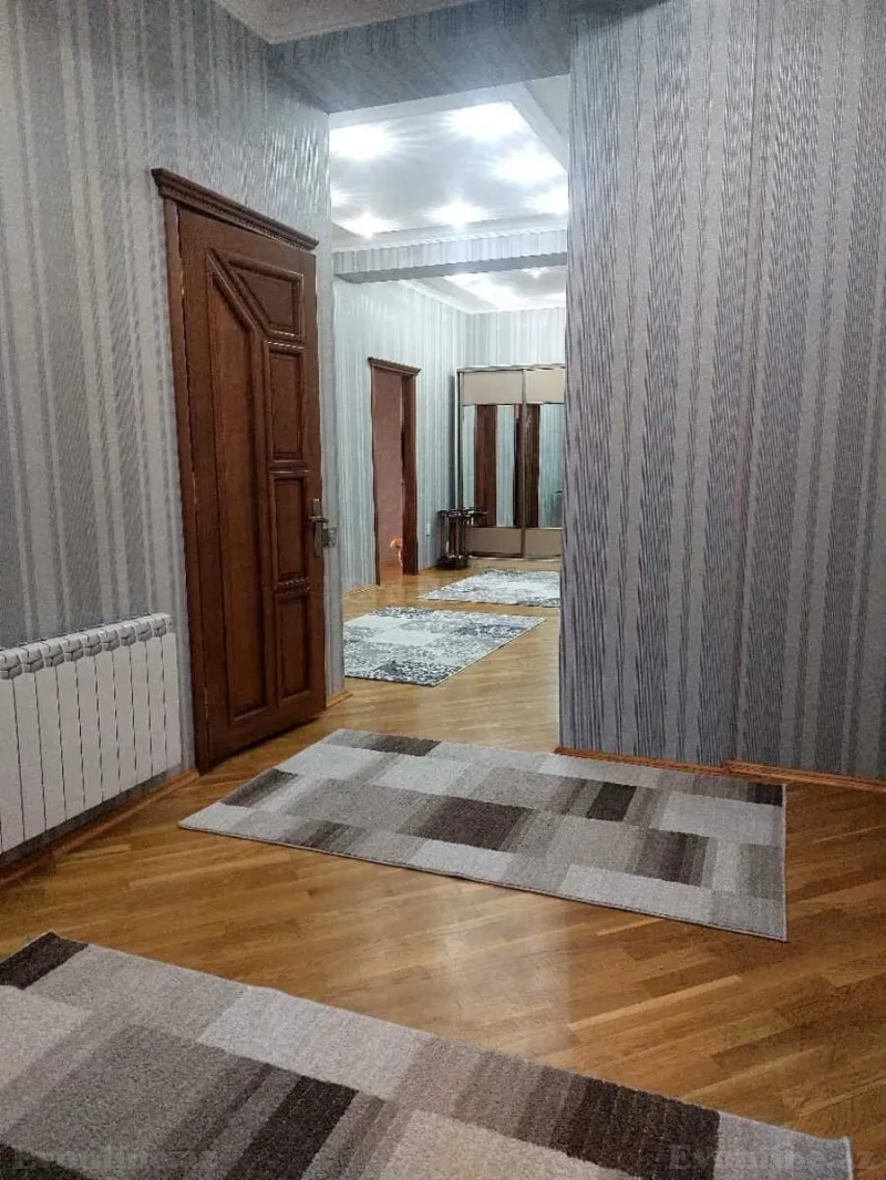 Satılır 3 otaqlı Mənzil Yeni tikili 178 m² Nizami m. - şəkil 12