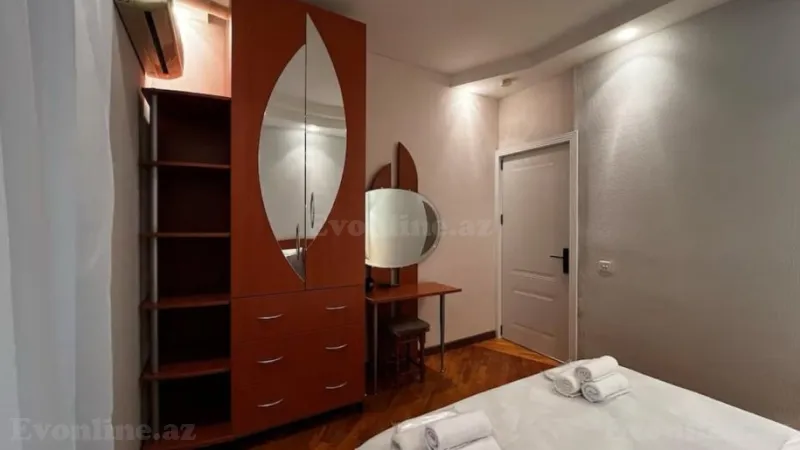 Kirayə verilir 3 otaqlı Mənzil Yeni tikili 90 m² İçərişəhər m. - şəkil 17