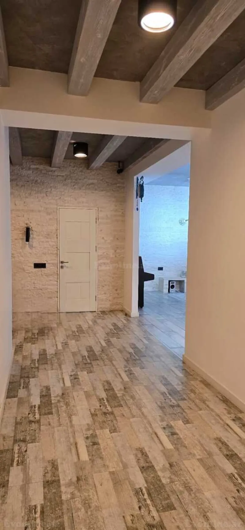 Kirayə verilir 3 otaqlı Mənzil Yeni tikili 150 m² 8 Noyabr m. - şəkil 2