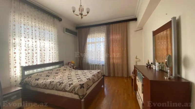 Satılır 4 otaqlı Mənzil Yeni tikili 180 m² İçərişəhər m. - şəkil 8