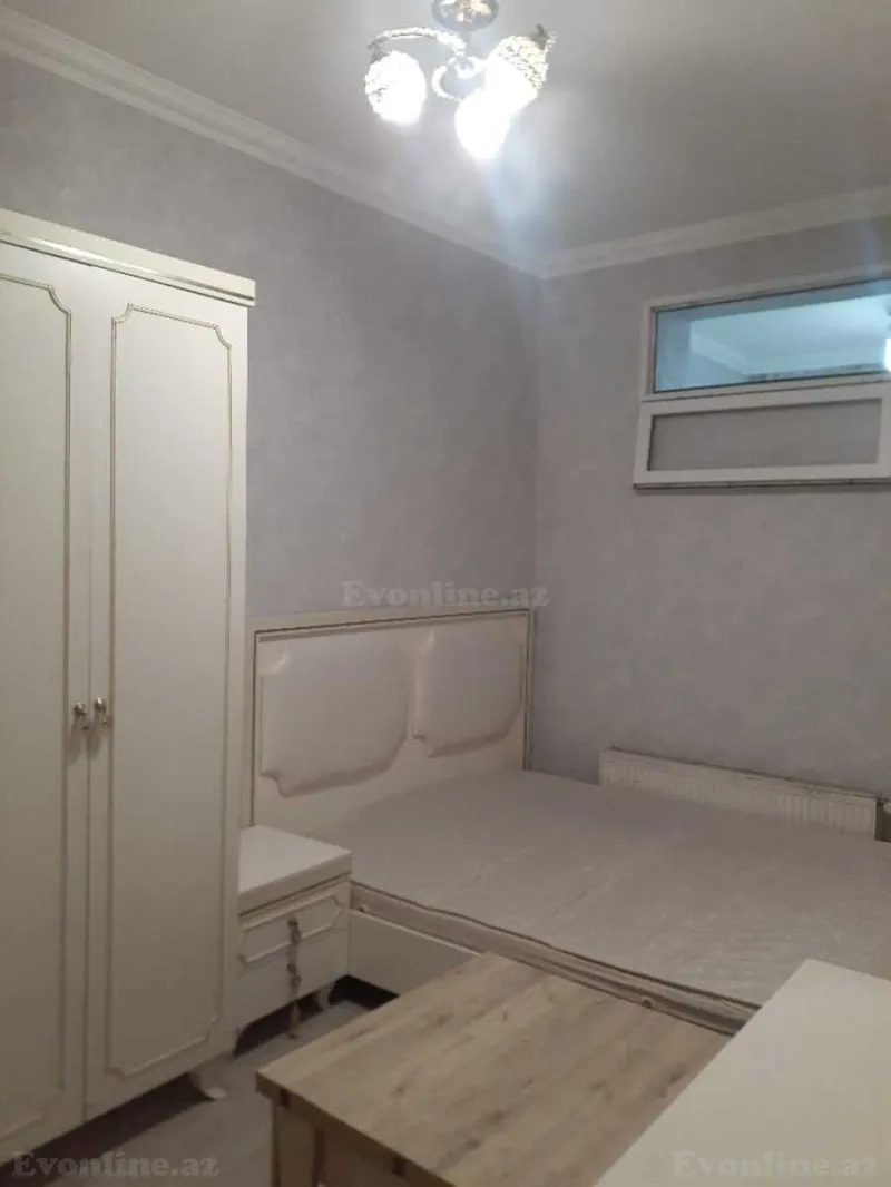 Satılır 2 otaqlı Mənzil Köhnə tikili 45 m² Gənclik m. - şəkil 19