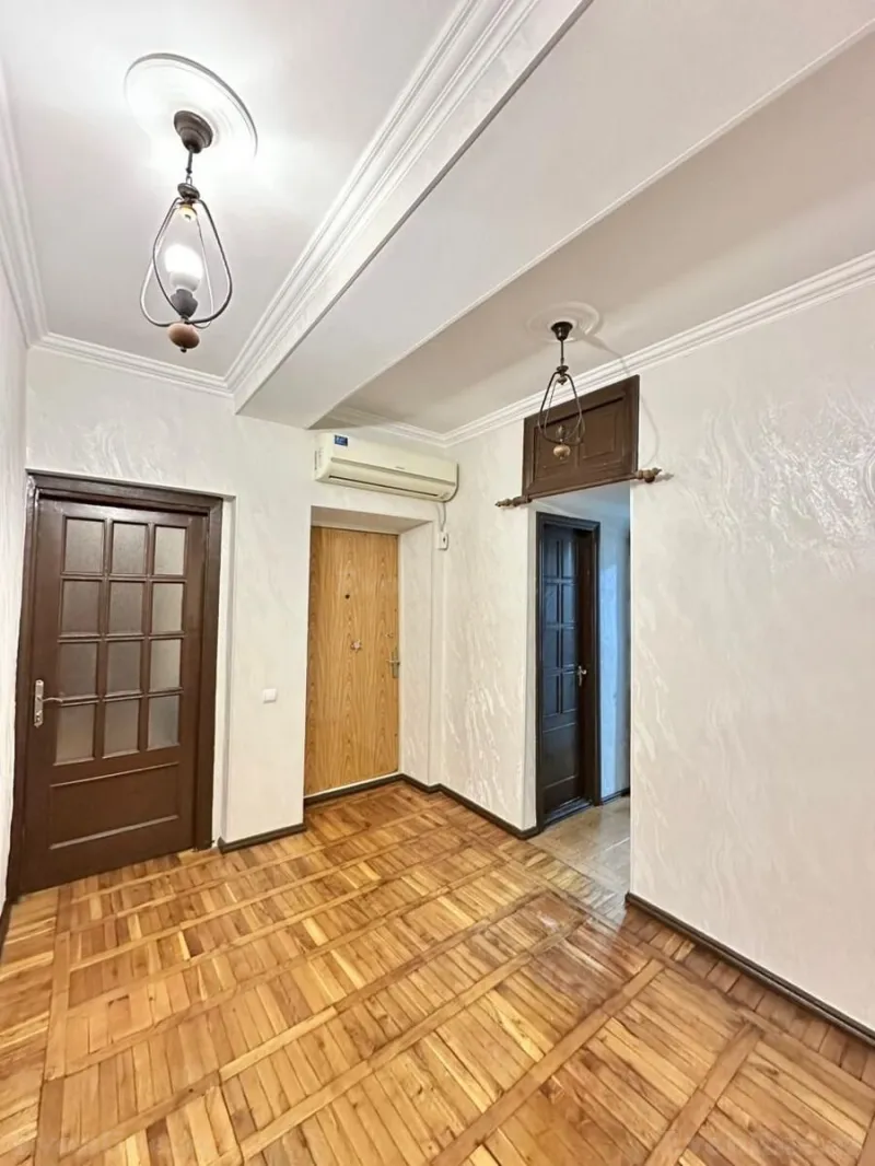 Kirayə verilir 3 otaqlı Mənzil Köhnə tikili 80 m² Xətai r. - şəkil 6