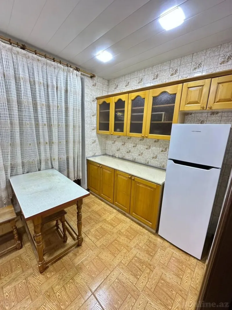 Kirayə verilir 3 otaqlı Mənzil Köhnə tikili 80 m² Xətai r. - şəkil 7