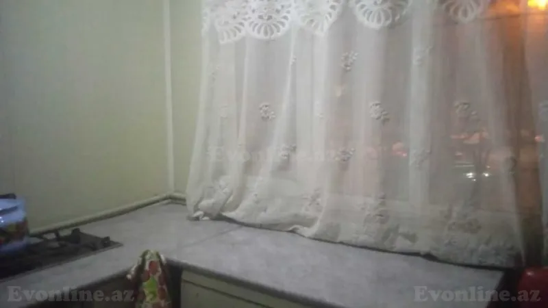 Kirayə verilir 2 otaqlı Mənzil Köhnə tikili 35 m² Neftçilər m. - şəkil 10