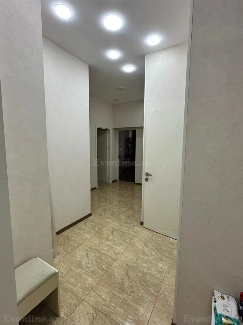 Satılır 2 otaqlı Mənzil Yeni tikili 91 m² Azadlıq prospekti m. - şəkil 4