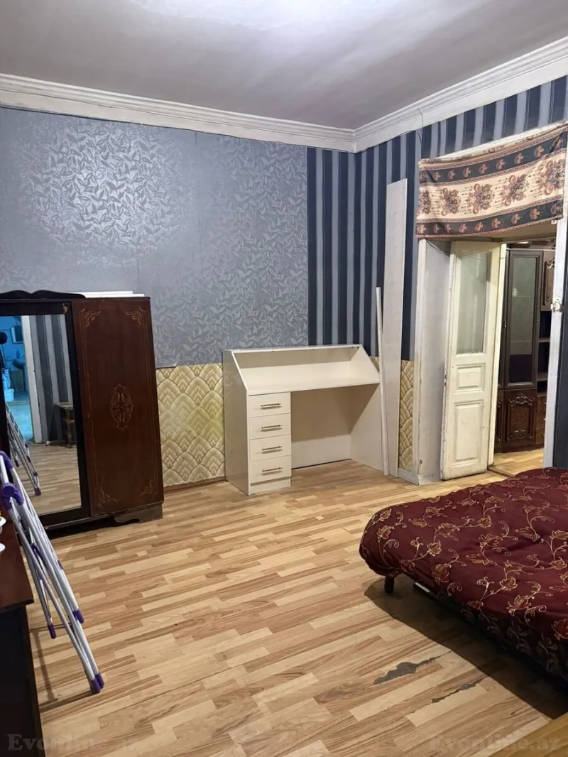 Kirayə verilir 3 otaqlı Mənzil Köhnə tikili 90 m² 28 May m. - şəkil 8