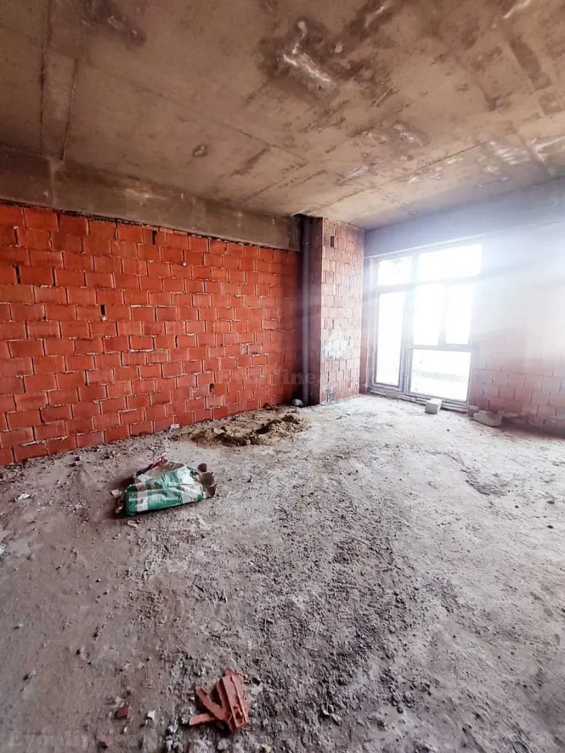 Satılır 3 otaqlı Mənzil Yeni tikili 146 m² 28 May m. - şəkil 2