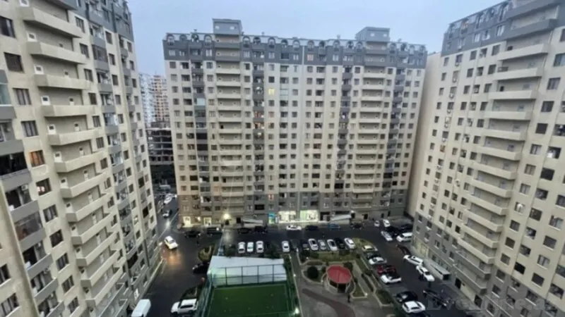 Satılır 4 otaqlı Mənzil Yeni tikili 110 m² Qara Qarayev m.