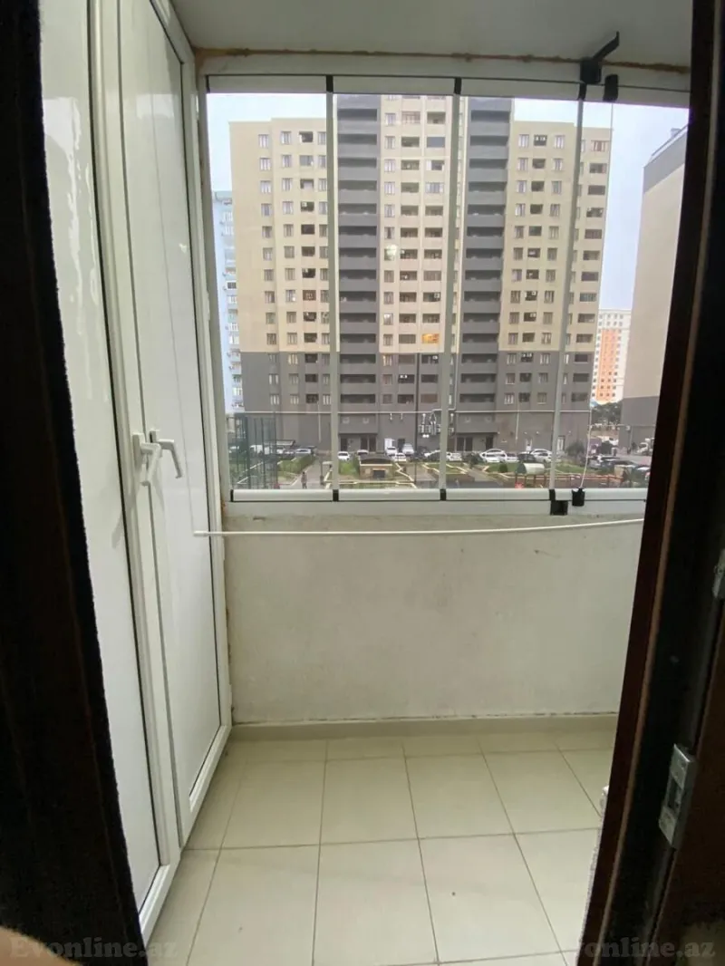 Satılır 4 otaqlı Mənzil Yeni tikili 110 m² Qara Qarayev m. - şəkil 13
