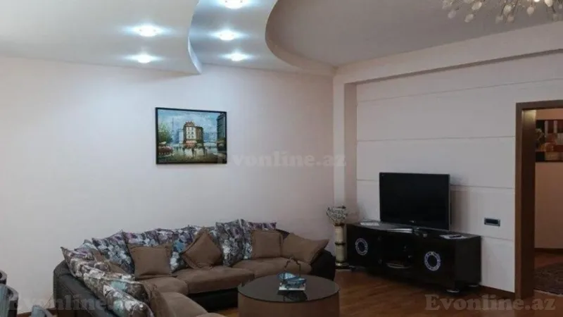 Satılır 4 otaqlı Mənzil Yeni tikili 180 m² Neftçilər m. - şəkil 2