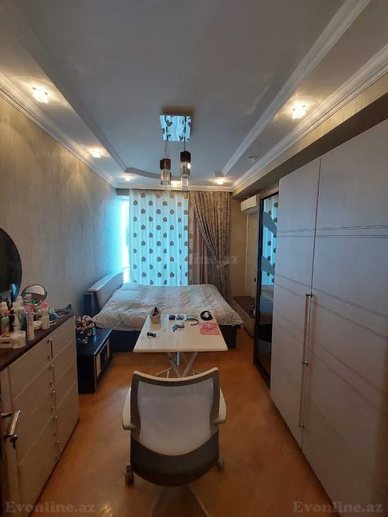 Kirayə verilir 3 otaqlı Mənzil Yeni tikili 135 m² 28 May m. - şəkil 3