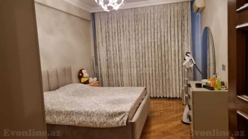 Satılır 3 otaqlı Mənzil Yeni tikili 145 m² Elmlər Akademiyası m. - şəkil 4