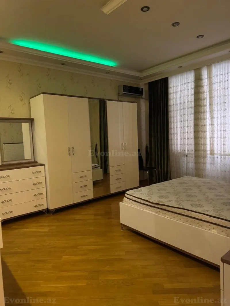 Kirayə verilir 3 otaqlı Mənzil Yeni tikili 130 m² Xətai m. - şəkil 6