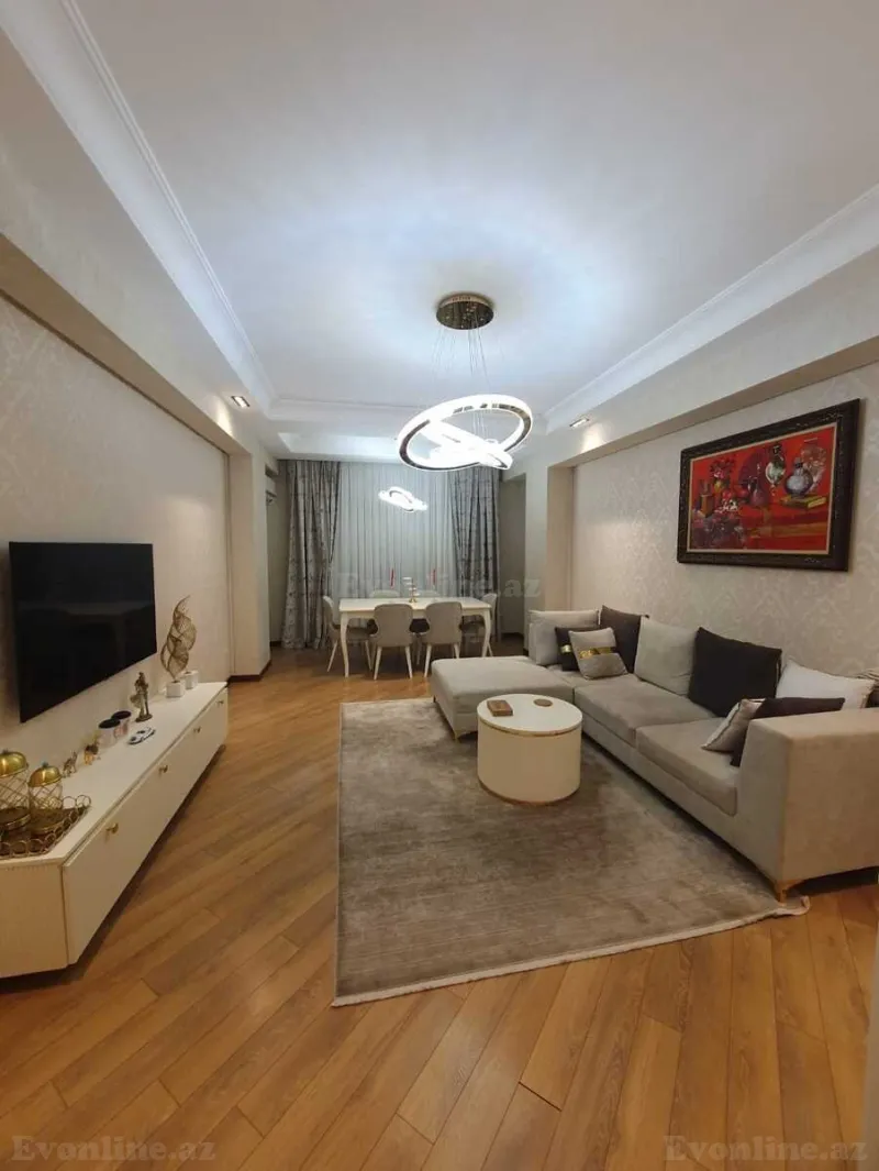 Satılır 4 otaqlı Mənzil Yeni tikili 130 m² Memar Əcəmi m. - şəkil 3