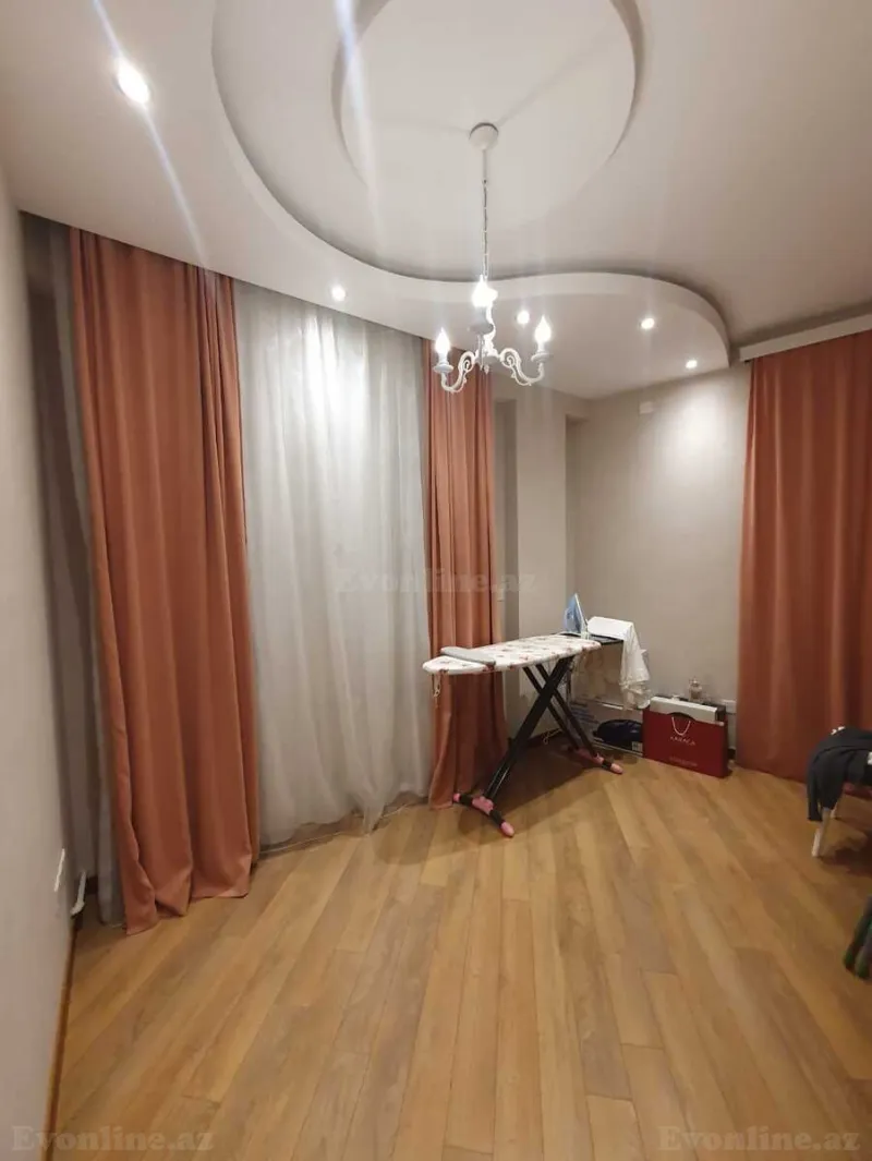 Satılır 4 otaqlı Mənzil Yeni tikili 130 m² Memar Əcəmi m. - şəkil 15