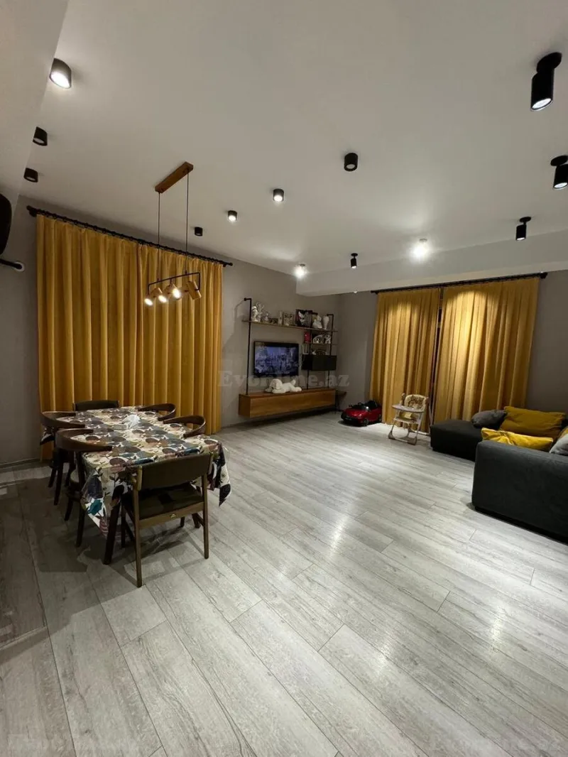 Satılır 3 otaqlı Mənzil Yeni tikili 126 m² Səbail r. - şəkil 2