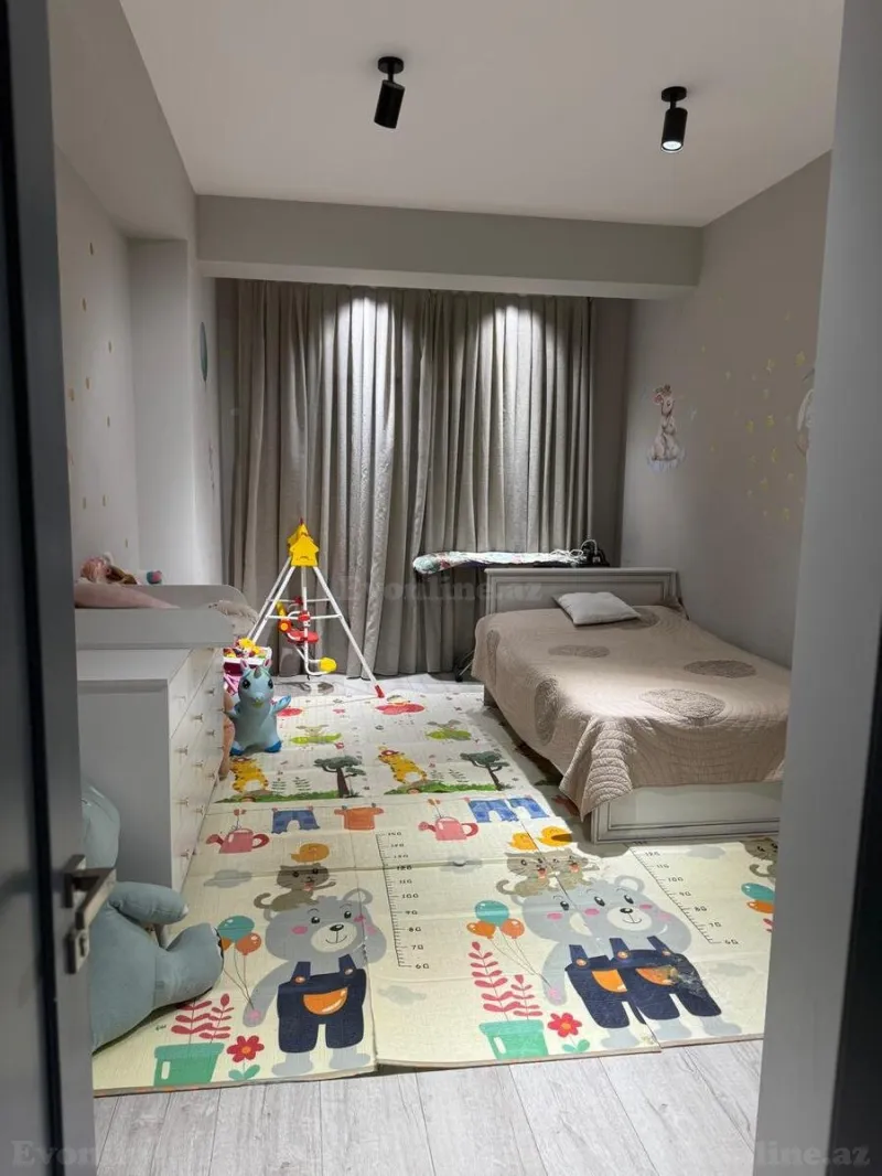 Satılır 3 otaqlı Mənzil Yeni tikili 126 m² Səbail r. - şəkil 6