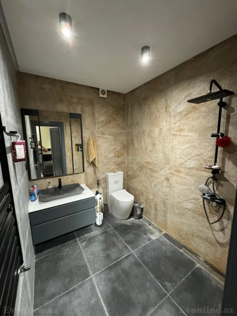 Satılır 3 otaqlı Mənzil Yeni tikili 126 m² Səbail r. - şəkil 12
