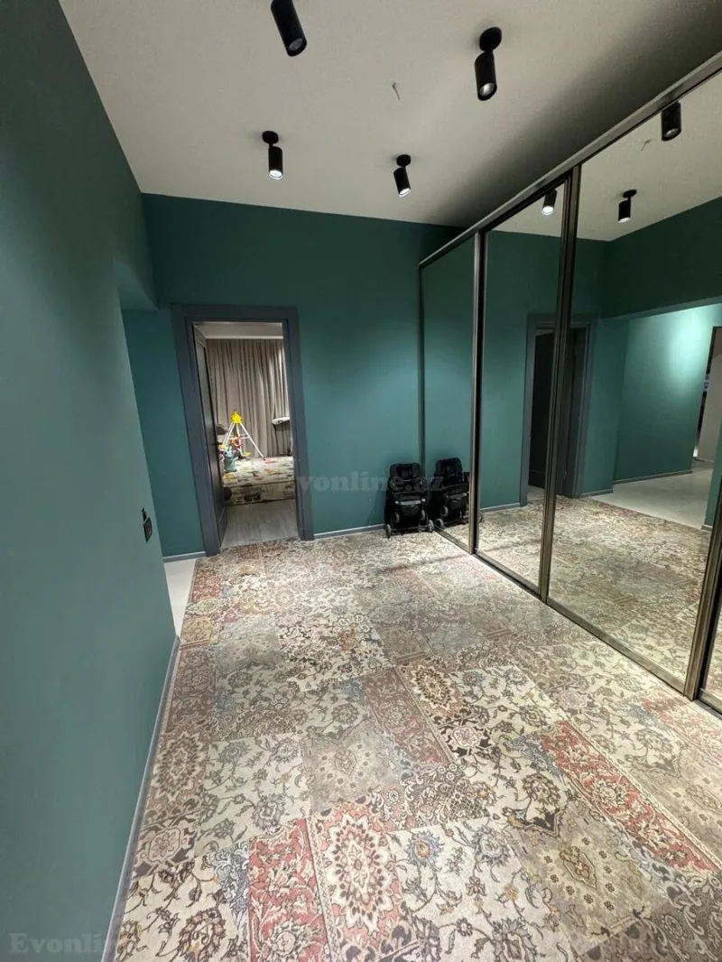 Satılır 3 otaqlı Mənzil Yeni tikili 126 m² Səbail r. - şəkil 14