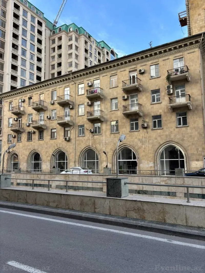Obyekt 351 m² Ulduz m. Kirayə verilir
