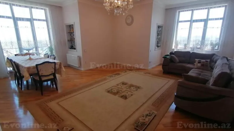 4 otaqlı Mənzil 123 m² Yasamal r. Satılır