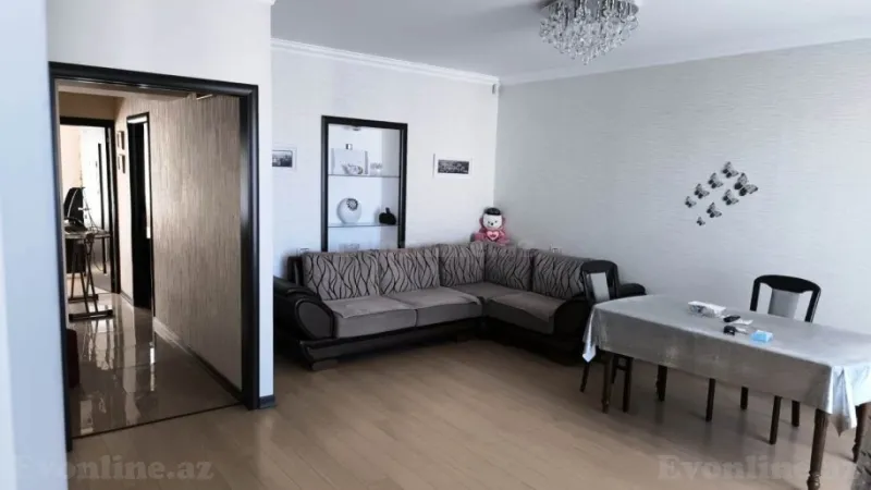 3 otaqlı Mənzil 70 m² Səbail r. Satılır
