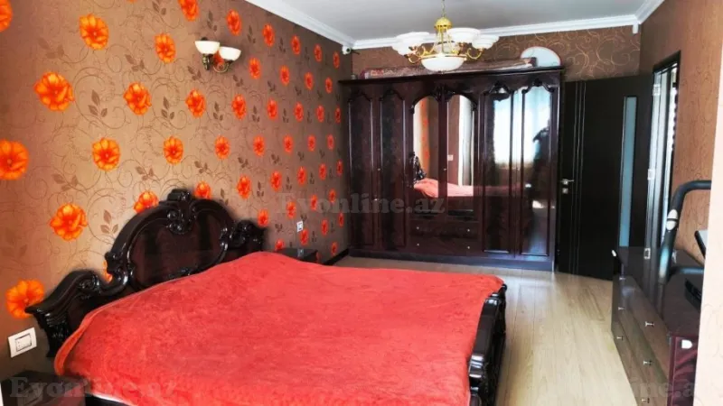 Satılır 3 otaqlı Mənzil Köhnə tikili 70 m² Səbail r. - şəkil 4