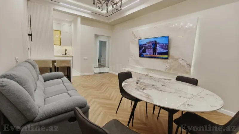 3 otaqlı Mənzil 115 m² Xətai r. Kirayə verilir