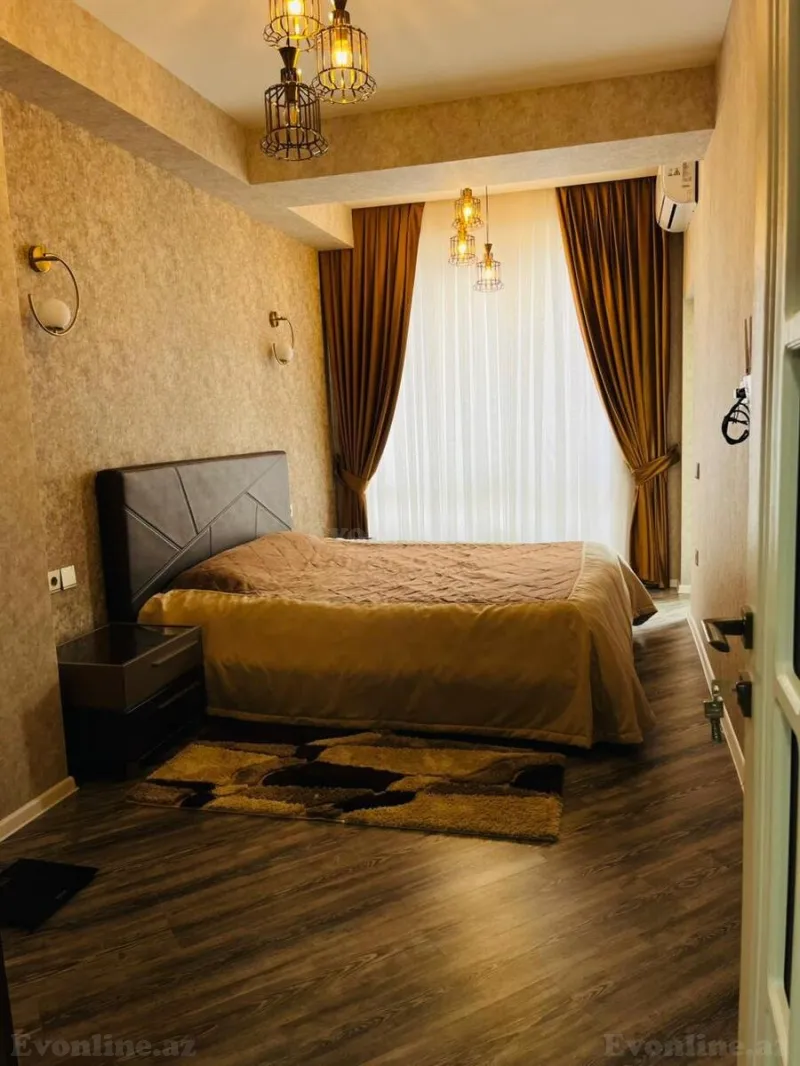Satılır 4 otaqlı Mənzil Yeni tikili 215 m² Nərimanov r. - şəkil 5