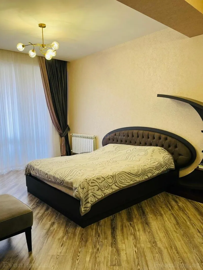 Satılır 4 otaqlı Mənzil Yeni tikili 215 m² Nərimanov r. - şəkil 6