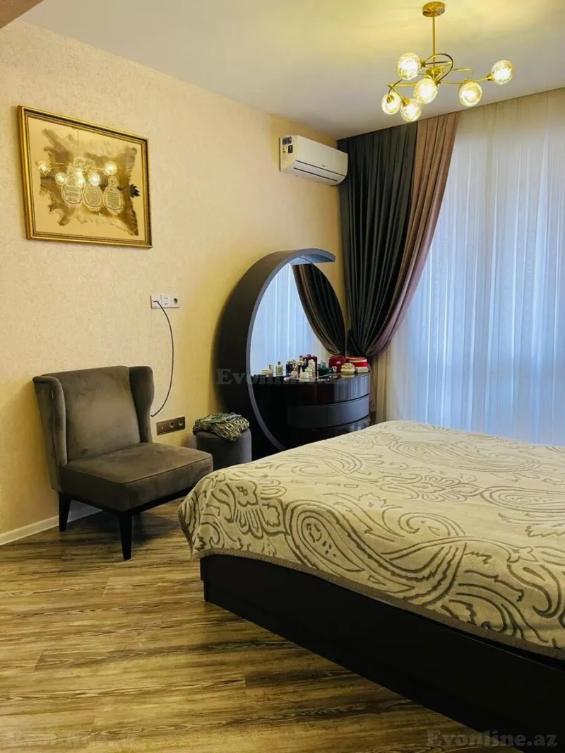 Satılır 4 otaqlı Mənzil Yeni tikili 215 m² Nərimanov r. - şəkil 14