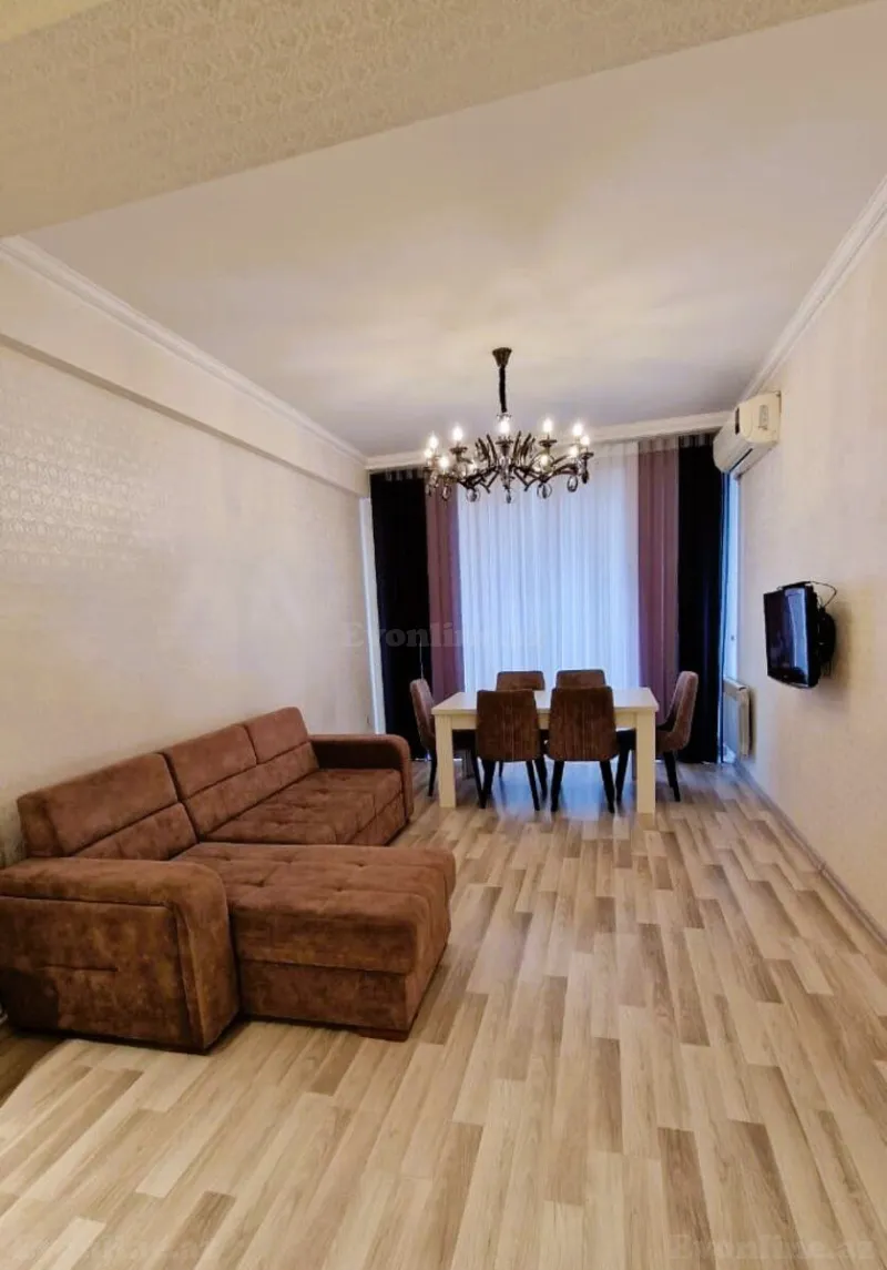 Kirayə verilir 3 otaqlı Mənzil Yeni tikili 75 m² 20 Yanvar m.