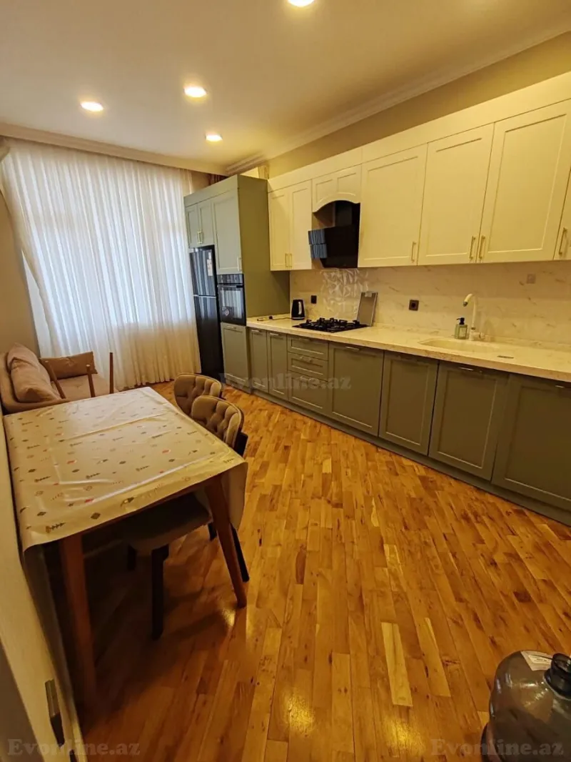 Kirayə verilir 2 otaqlı Mənzil Yeni tikili 72 m² Memar Əcəmi m. - şəkil 3